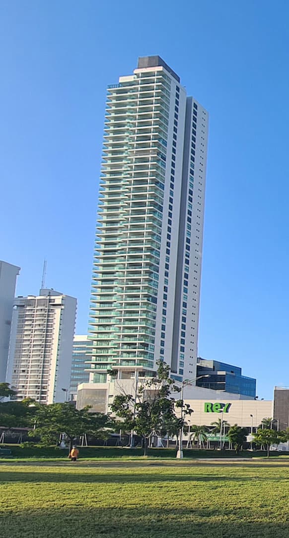 Park Lane residential tower rising over Costa del Este, Panama City