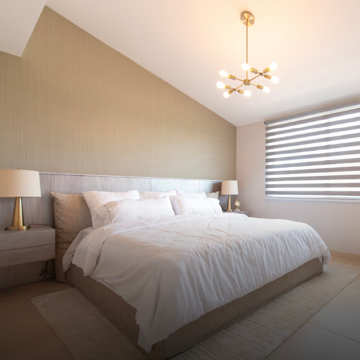 Main bedroom with pendant light at Bosques del Pacifico