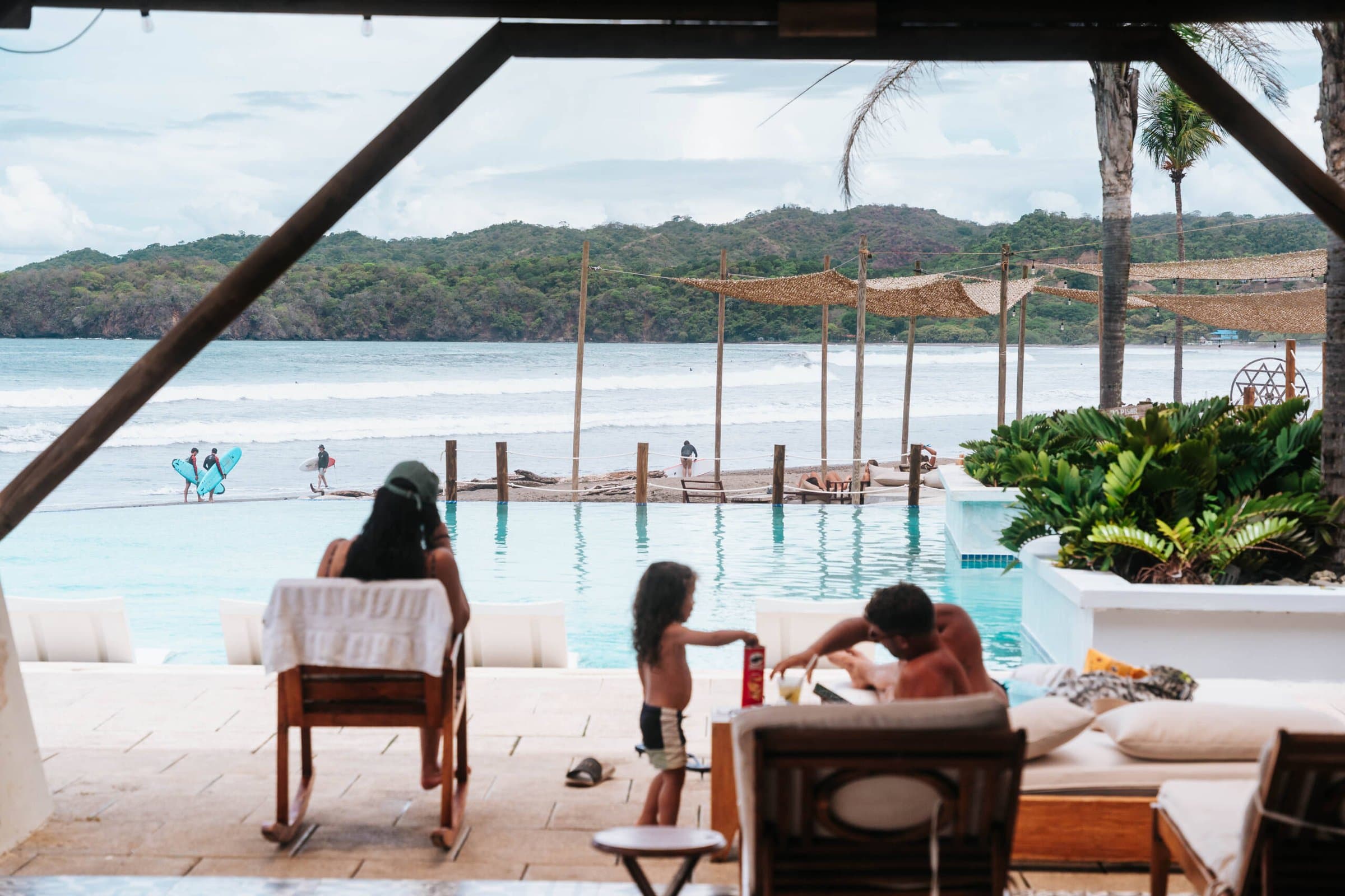 Infinity pool facing the surf at the Blue Venao beach club