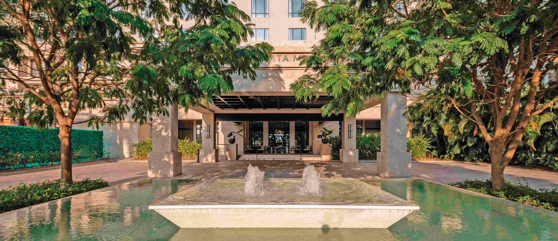 Entrance fountain of The Santa Maria hotel in Santa Maria Golf & Country Club