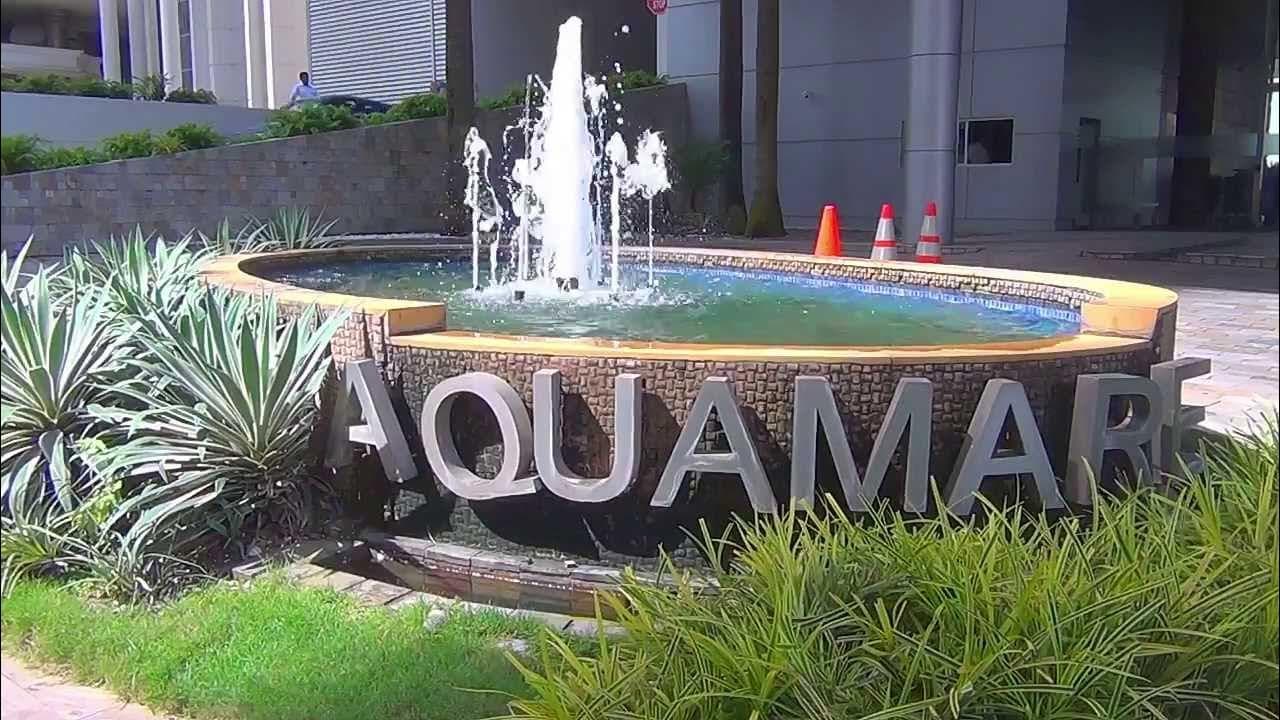 Photograph of the AQUAMARE lettering and fountain at the entrance of the Aquamare tower, Punta Pacifica