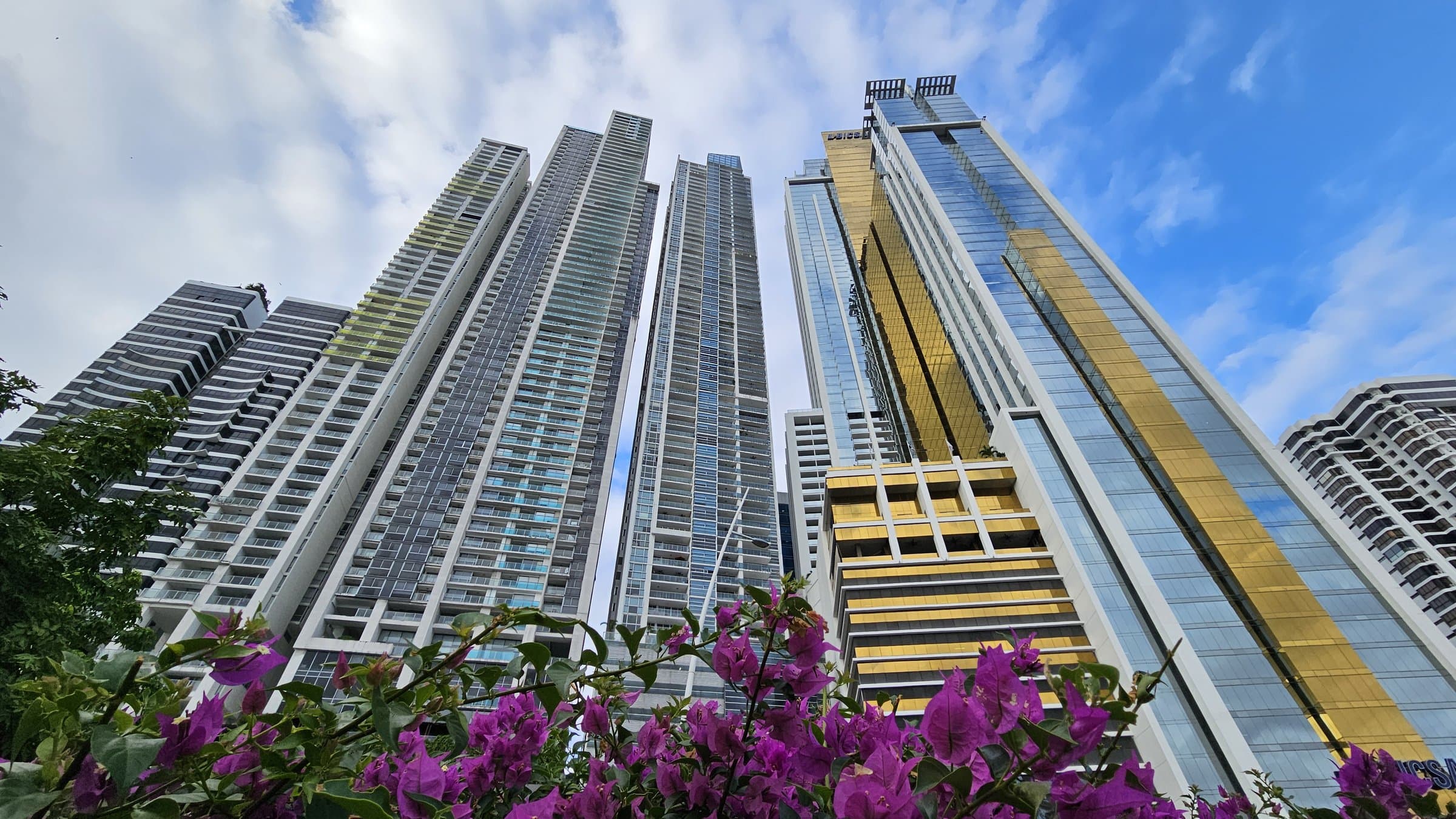Waters on the Bay tower on Avenida Balboa seen from street level beside BICSA Financial Center
