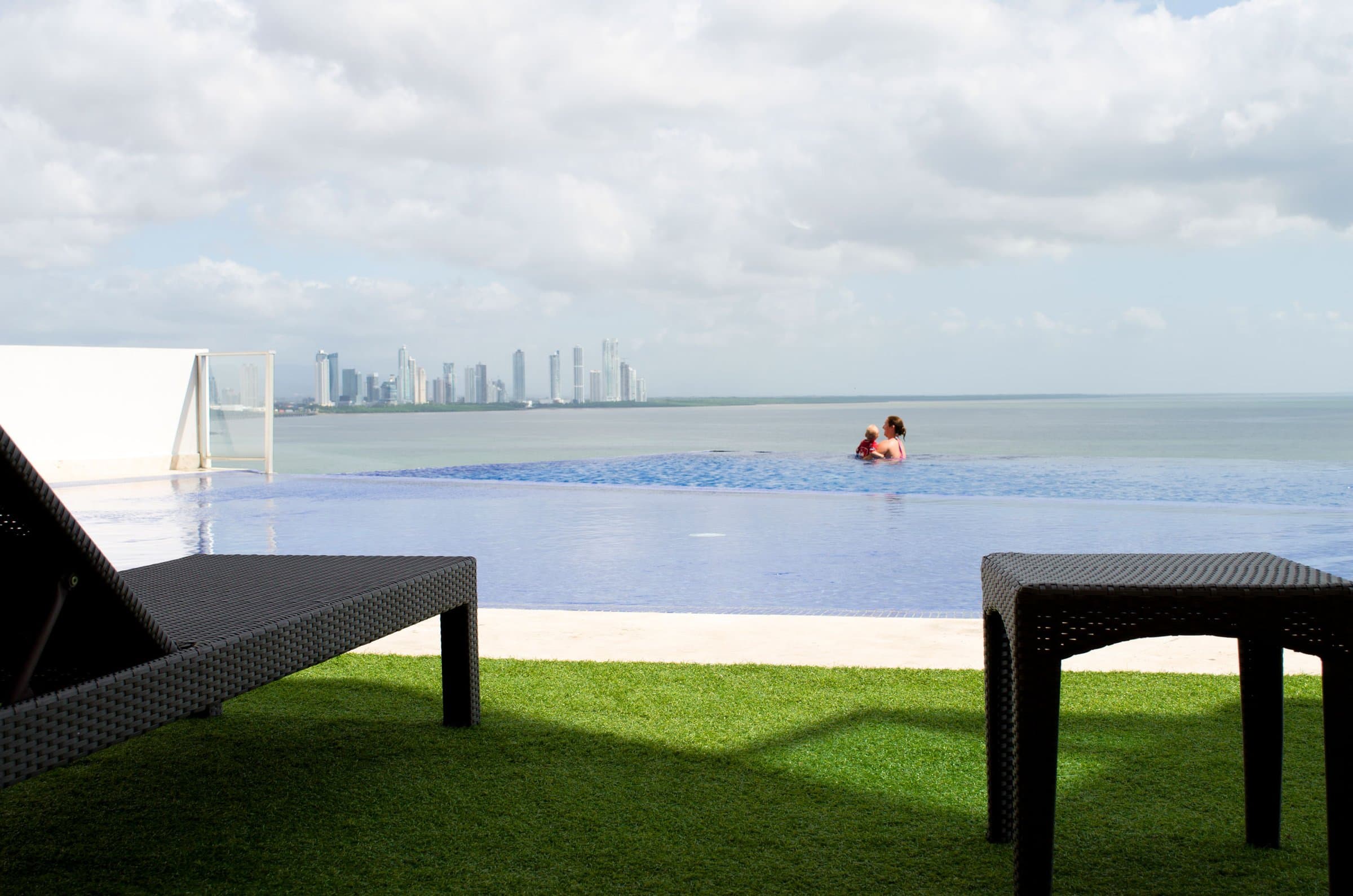 Oasis on the Bay infinity pool edge overlooking Panama Bay