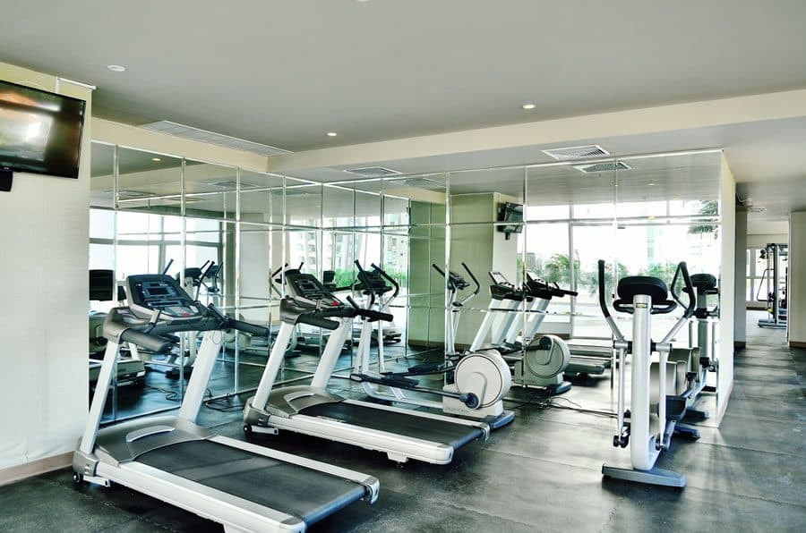 Gym with treadmills and ellipticals at Q Tower, Punta Pacifica