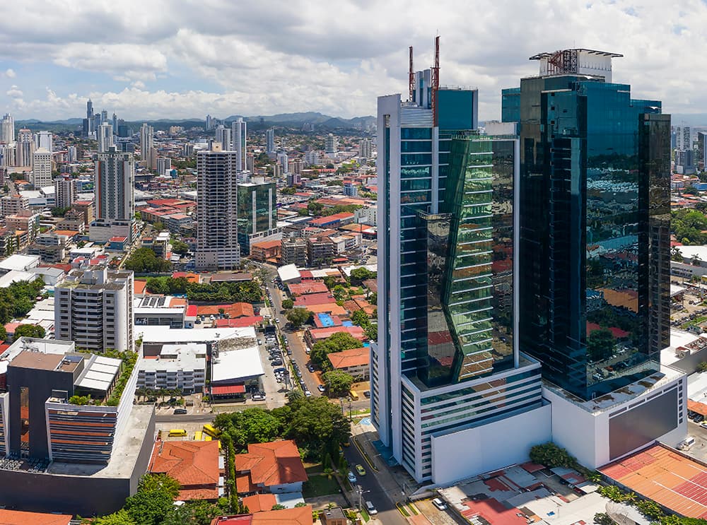Aerial view of the twin-volume Fortune Plaza tower on Avenida Samuel Lewis