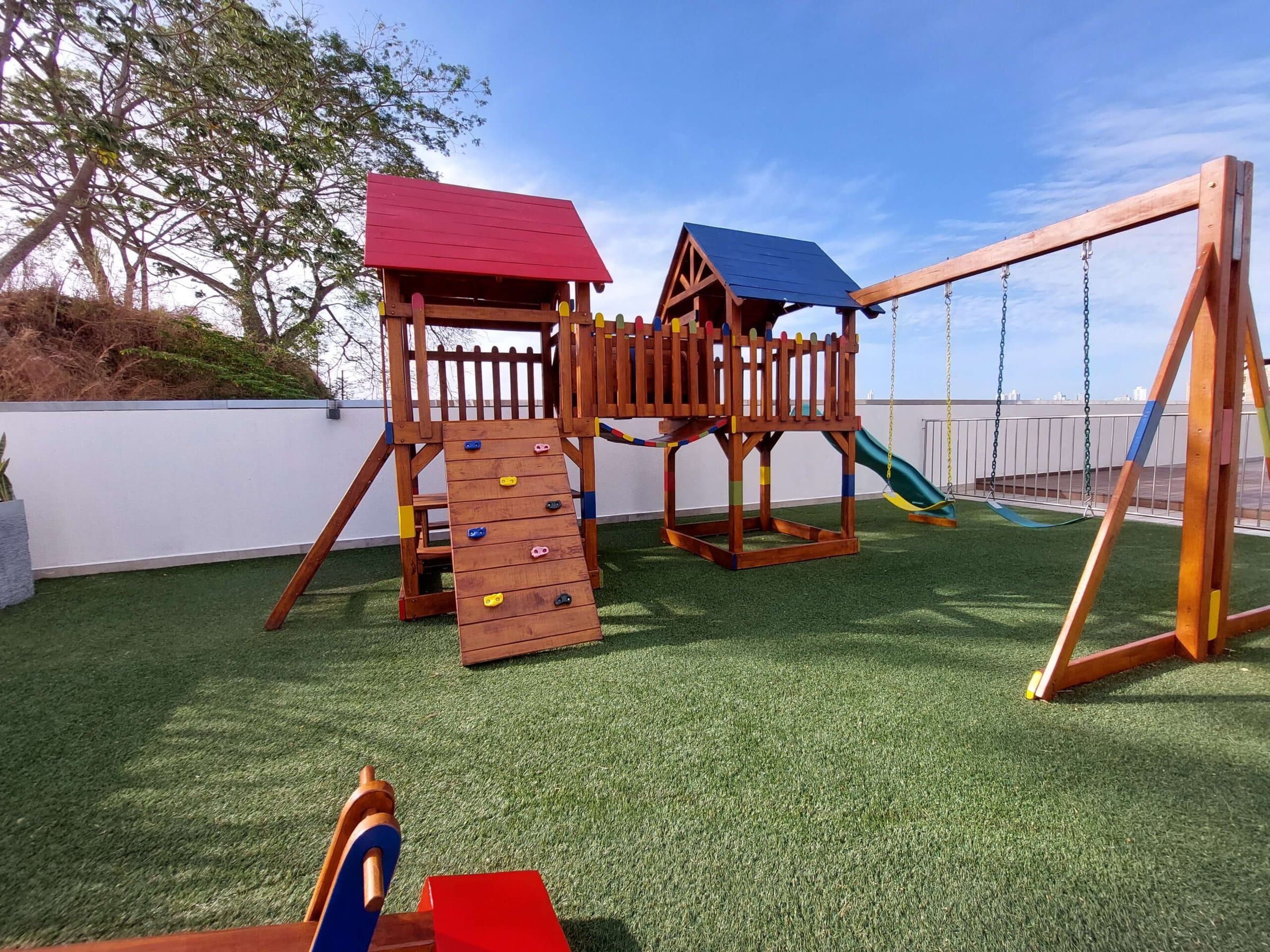 Sky Point rooftop children's playground