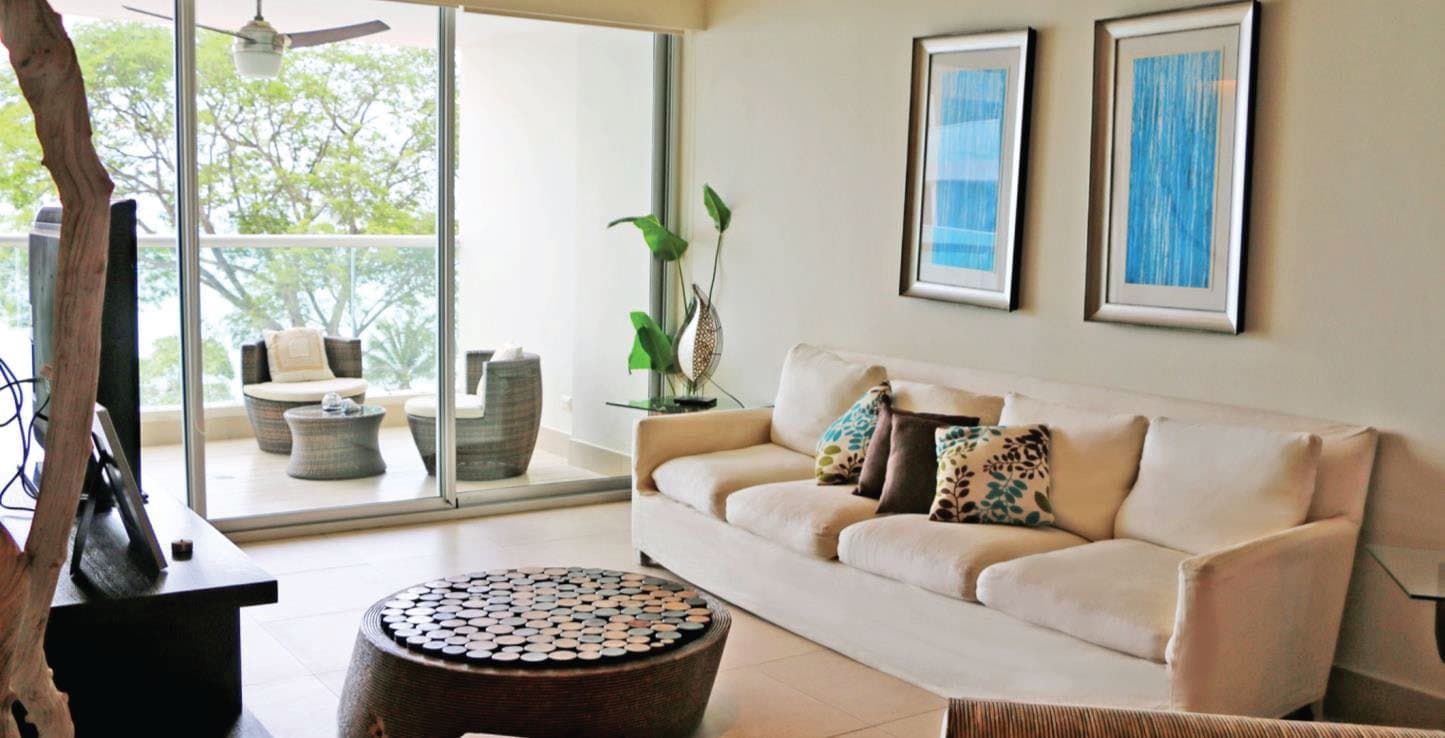 Living room of an apartment at Bahia with sea-view balcony