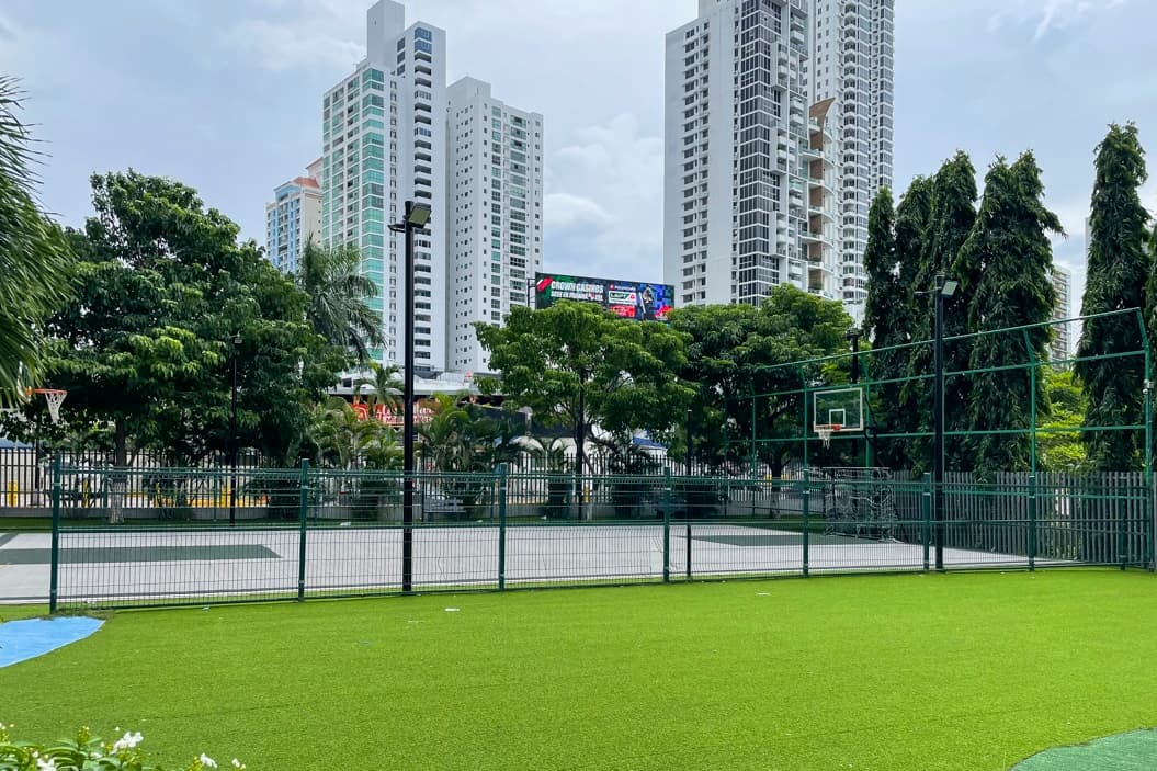 Terramar synthetic-turf sports court with the neighbouring towers of San Francisco