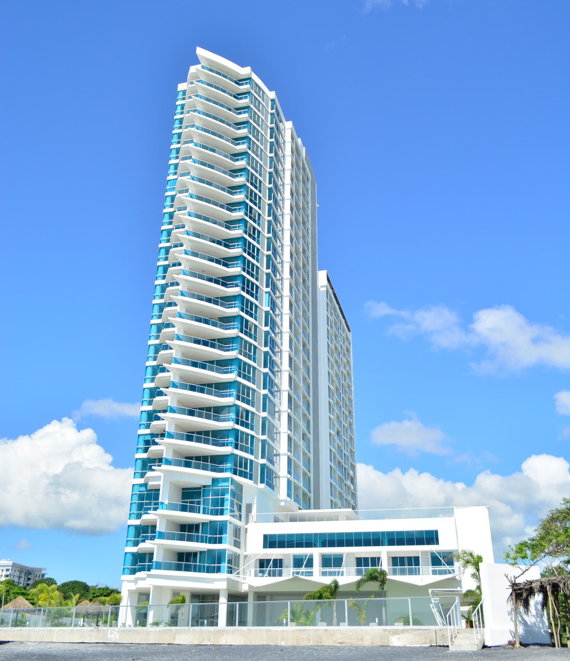 Royal Palm beachfront tower in Nueva Gorgona under a blue sky