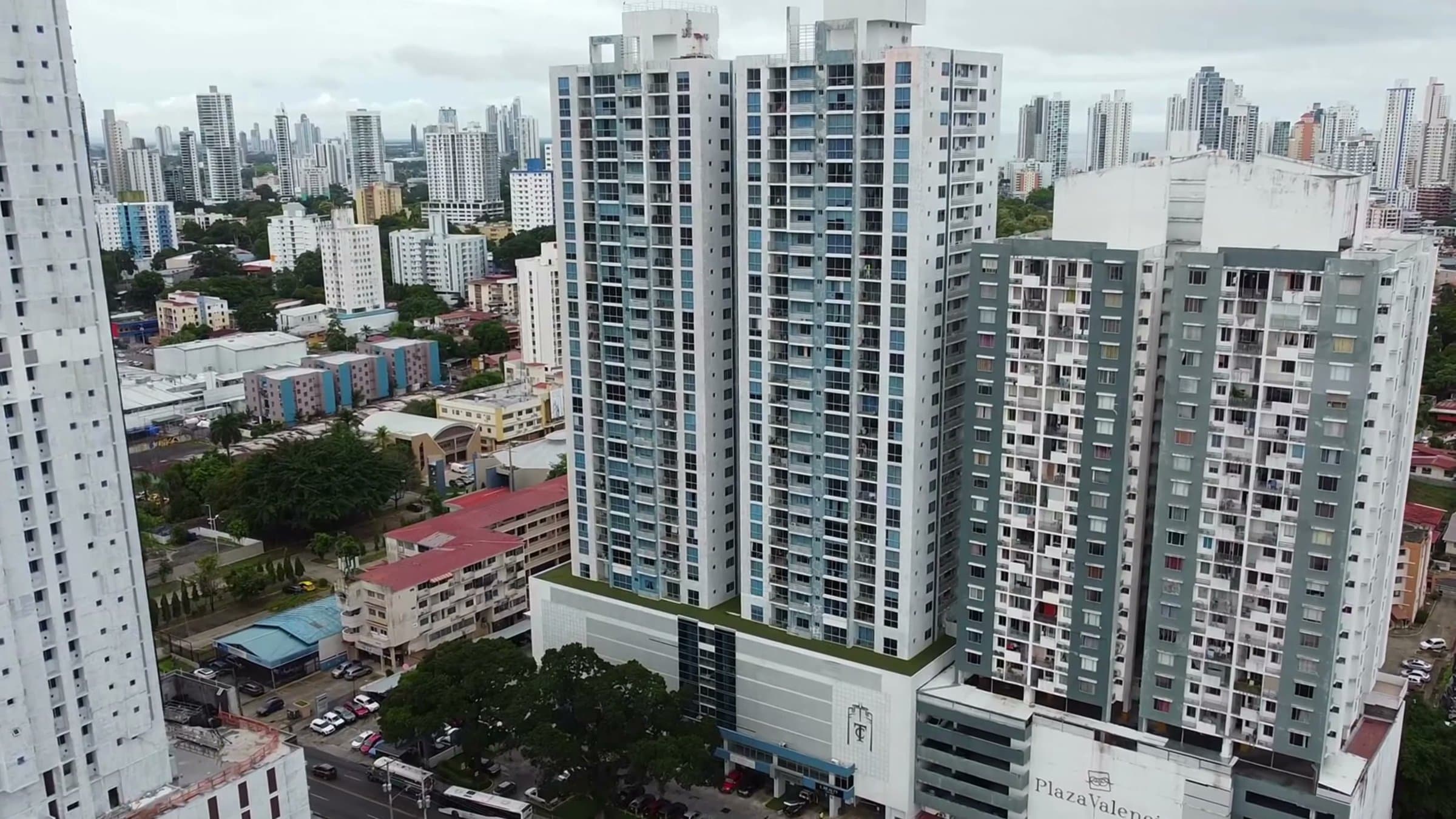 Aerial view of the Torres de Castilla towers and their commercial podium on Vía España, Panama City