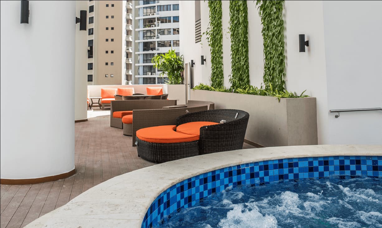Deluxe Residences jacuzzi and lounge terrace with vertical gardens