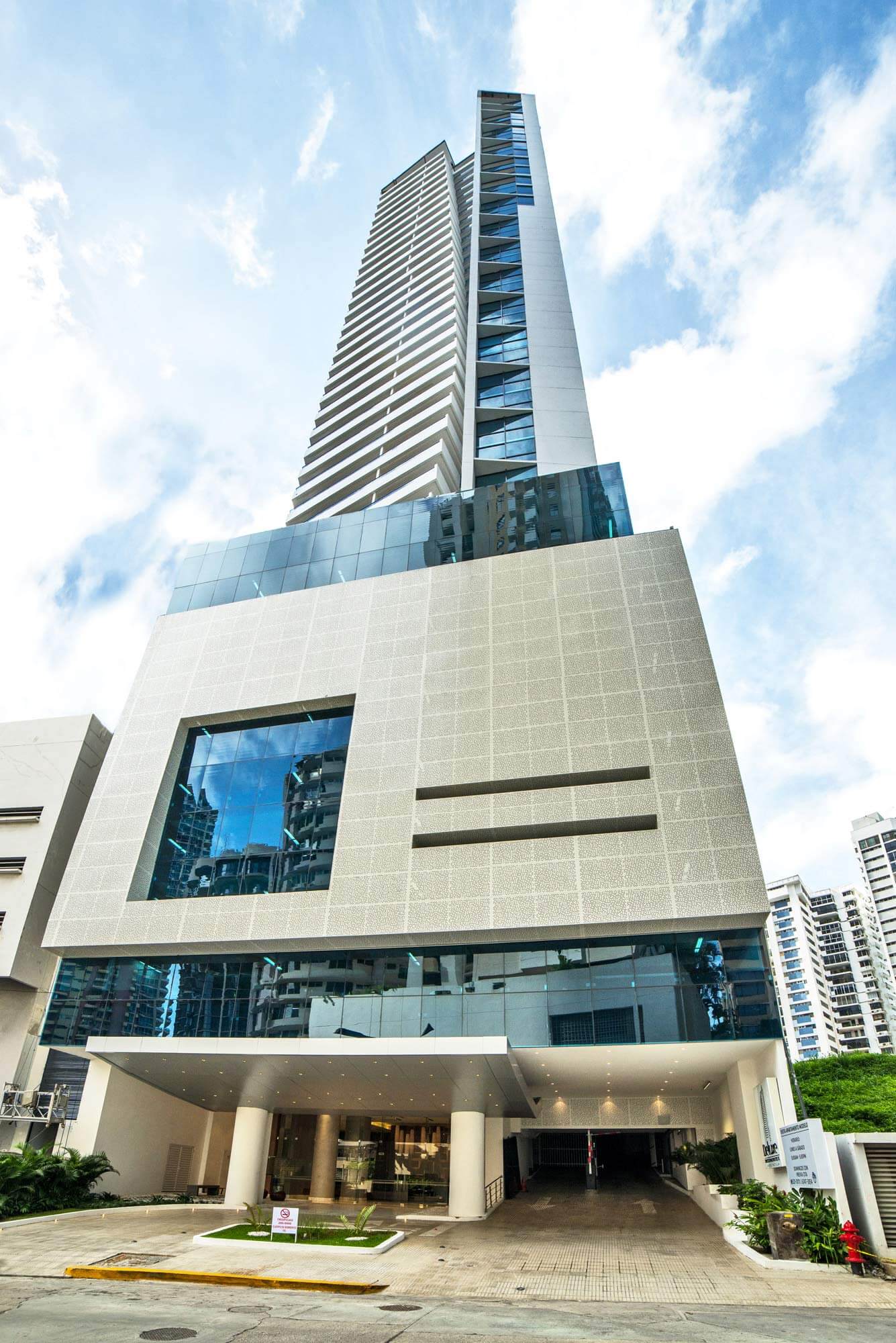Deluxe Residences