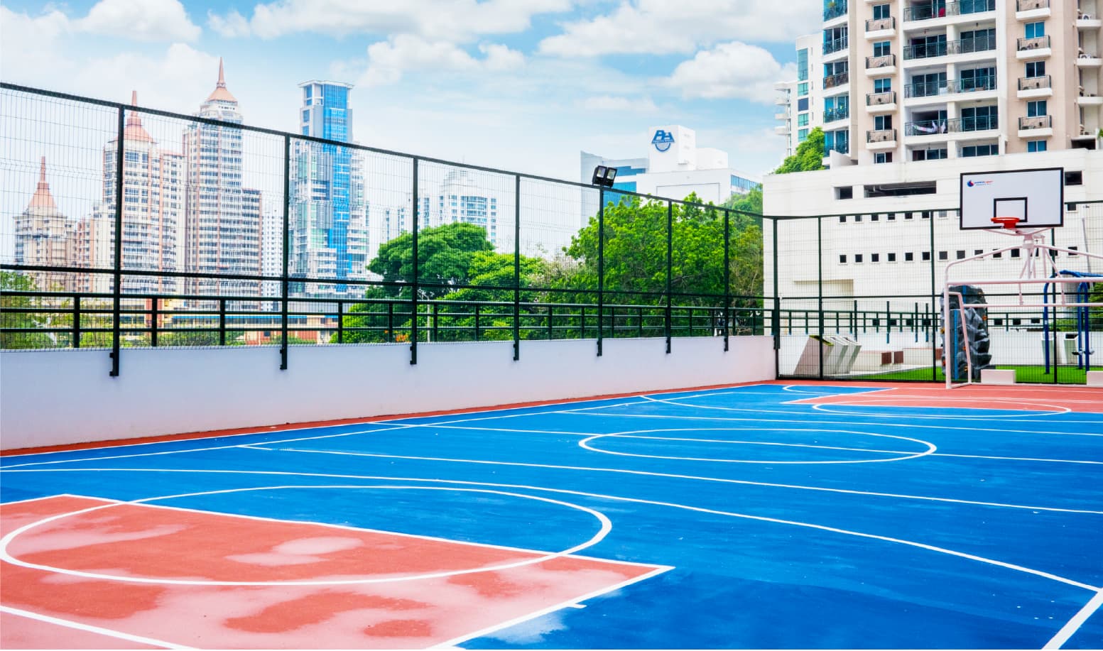 Pacific Park rooftop sports court with city skyline